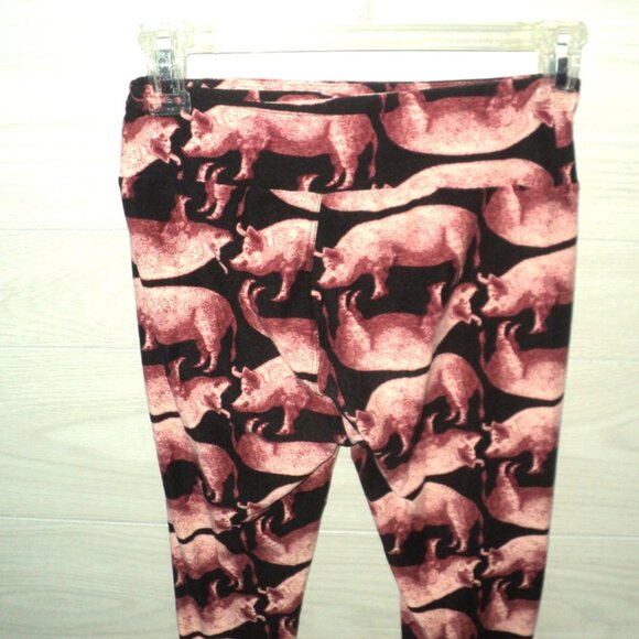 LuLaRoe Leggings Pigs One Size (2-10) Pink and Black Stretchy Polyester, Spandex - Picture 5 of 6